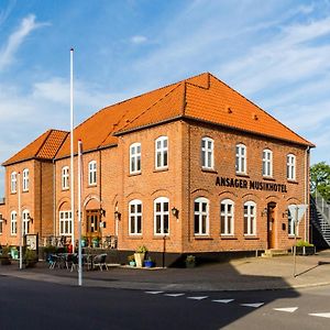 Ansager Hotel Og Hytteby